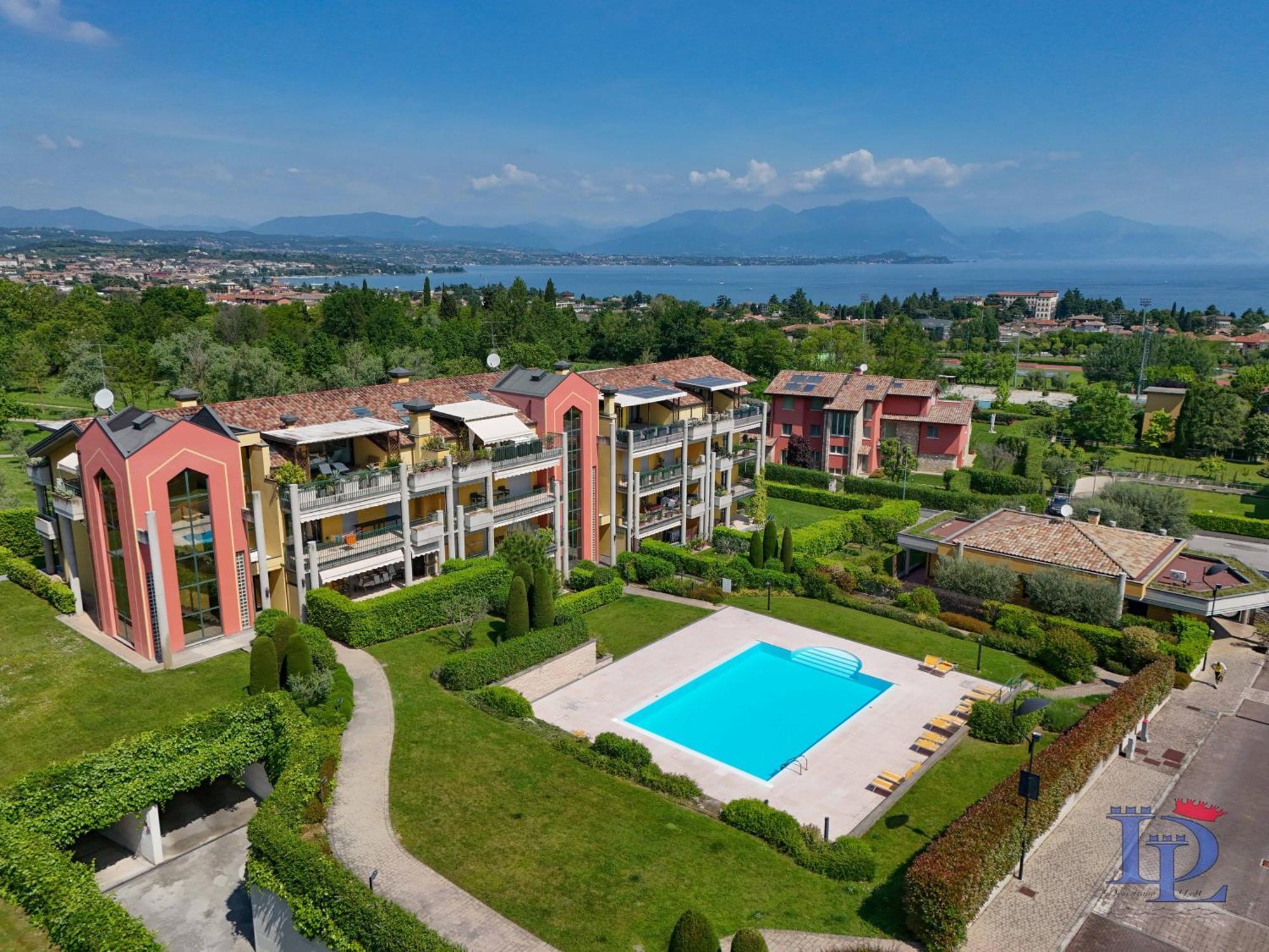 Apartment Desenzanoloft Official Partner Marriott Homes & - Paradise View In A 5 Pools Exclusive *